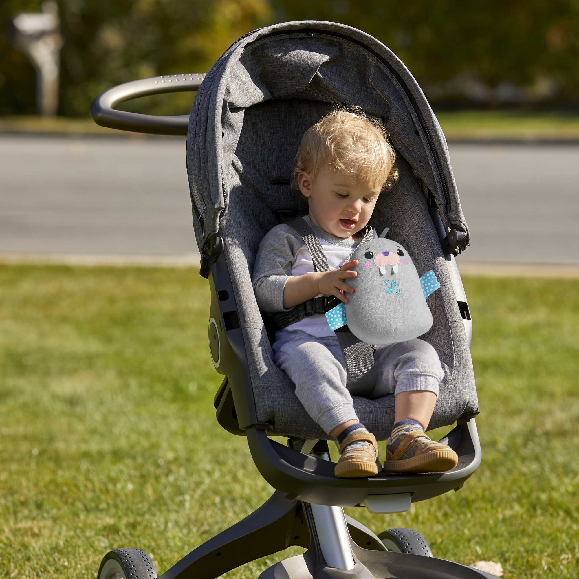 Thumb 4
